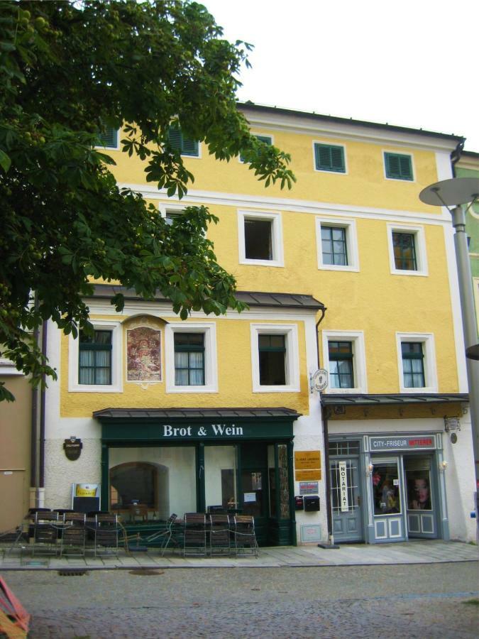 Gewoelbezimmer Am Marktplatz Gmunden Exterior foto